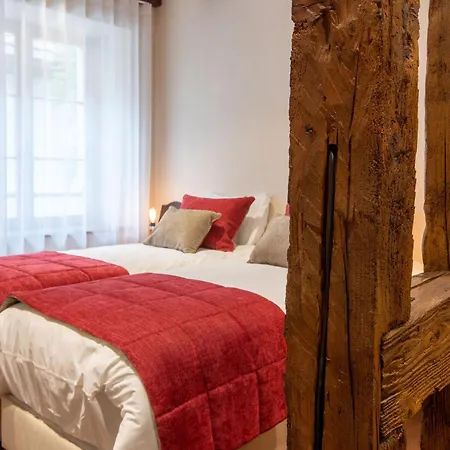 La Tour Des Fees-Spa Mittelbergheim Room photo
